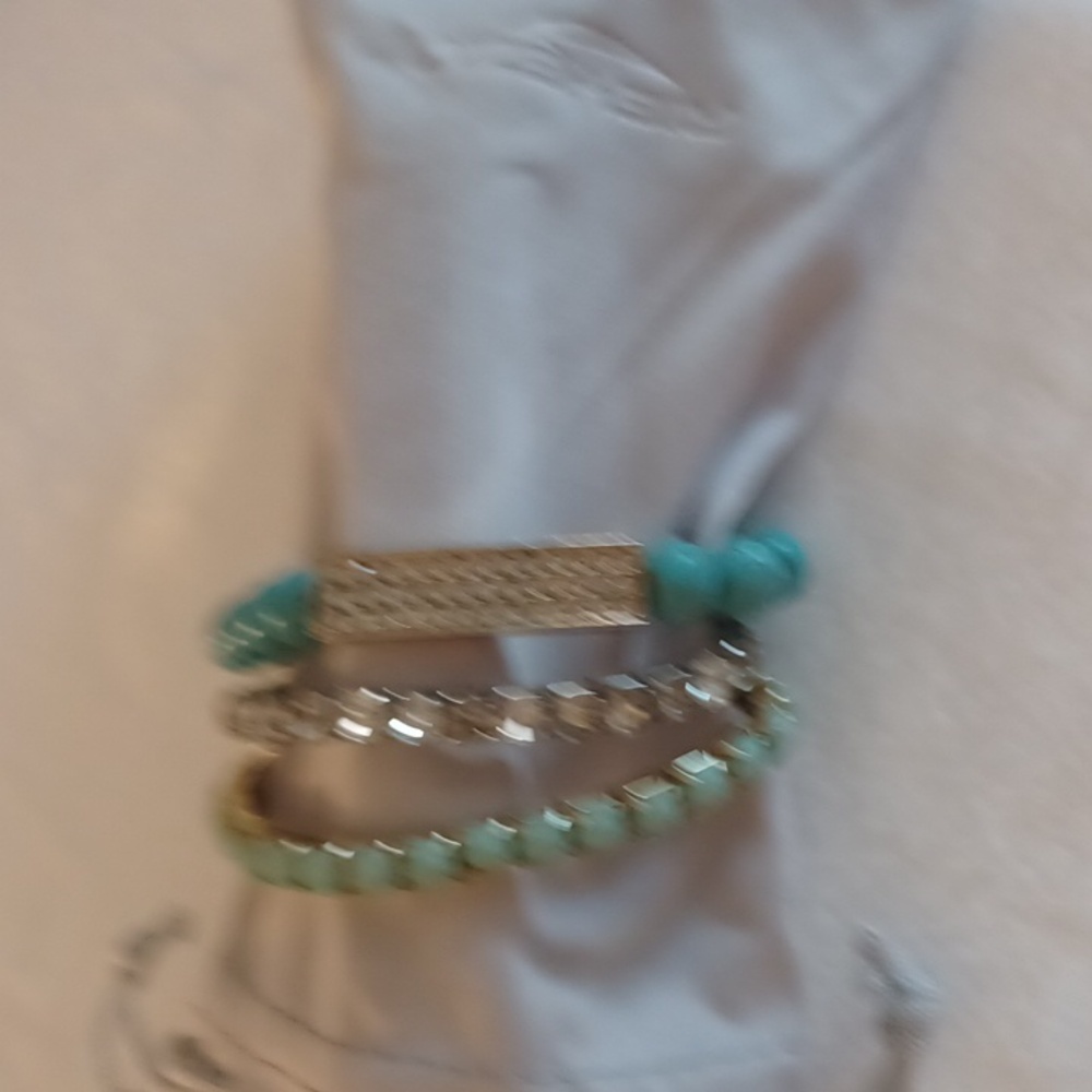 Elegant Gold and Turquoise Bracelet Set